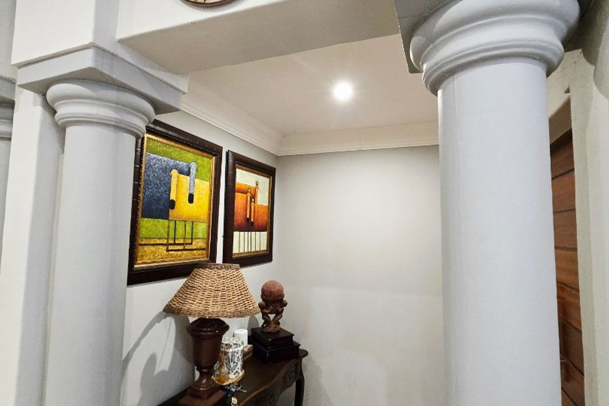 Modern Townhouse for Sale in Wilkoppies – Secure, Stylish, and Family-Friendly - Photo 2