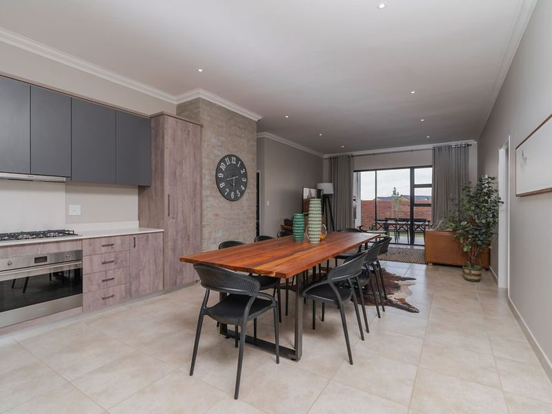 Modern Single-Storey Elegance in Six Fountains Estate DIRECT FROM DEVELOPER - Photo 2