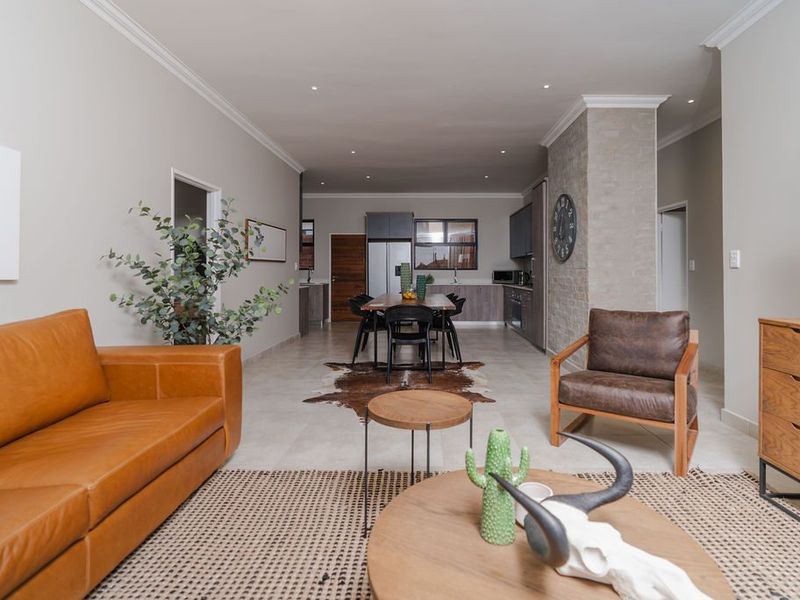 Modern Single-Storey Elegance in Six Fountains Estate DIRECT FROM DEVELOPER - Photo 1
