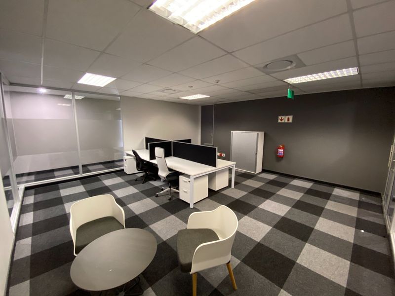 Furnished Office Available In Faerie Glen - Photo 5