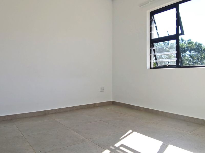 2 Bed 2 bath Simplex with fenced garden at Mountain View Estate - Photo 10