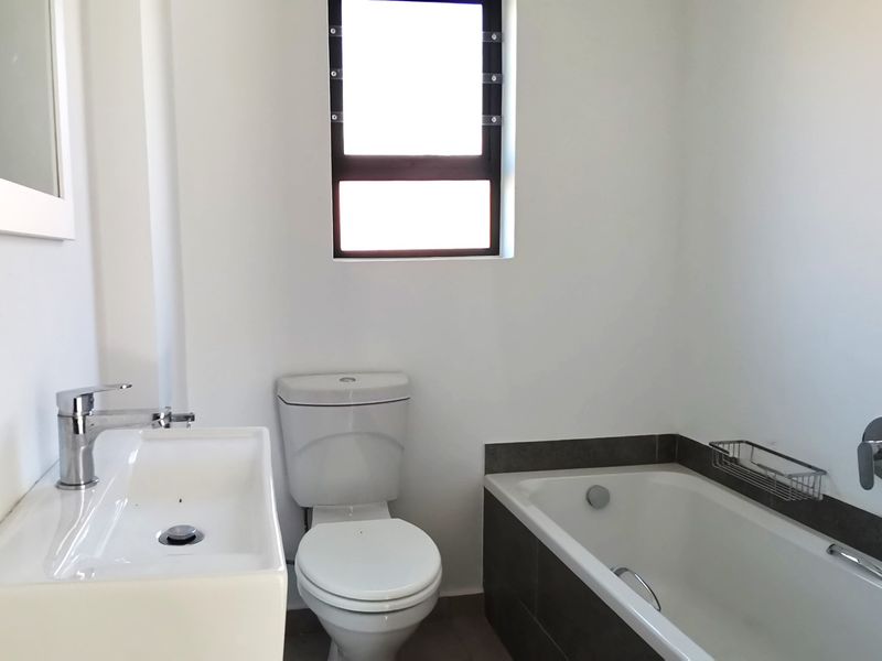 2 Bed 2 bath Simplex with fenced garden at Mountain View Estate - Photo 10