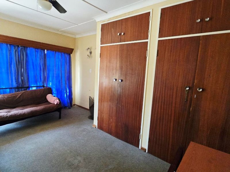 3 Bed House in Stilfontein Ext 4, Stilfontein for Sale - Photo 7