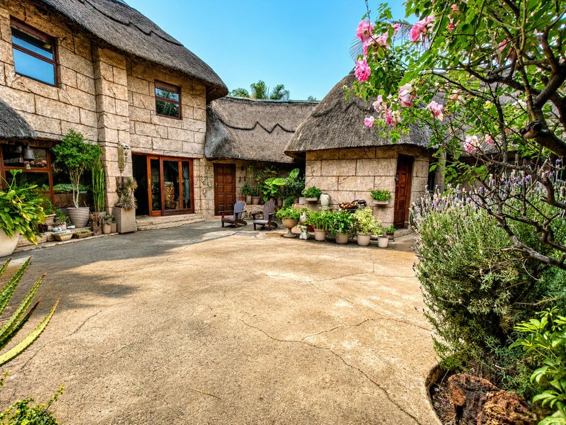 Lovely Guest House for Sale Near OR Tambo International Airport - Photo 6