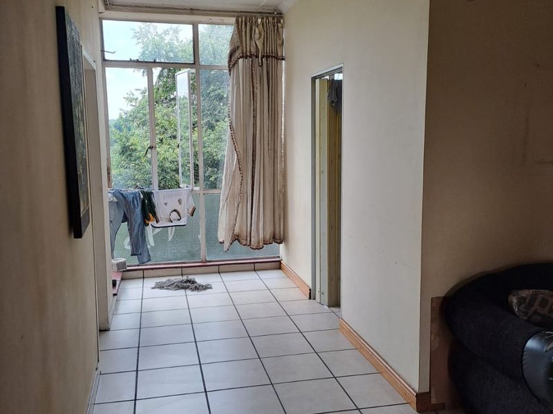 Stunning Camelia in Beckett St Arcadia - Photo 6