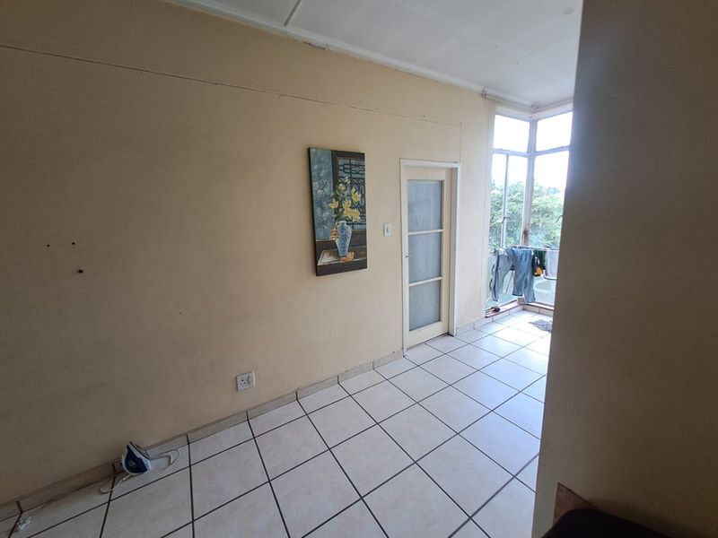 Arcadia 2BR flat with bright balcony - Photo 10