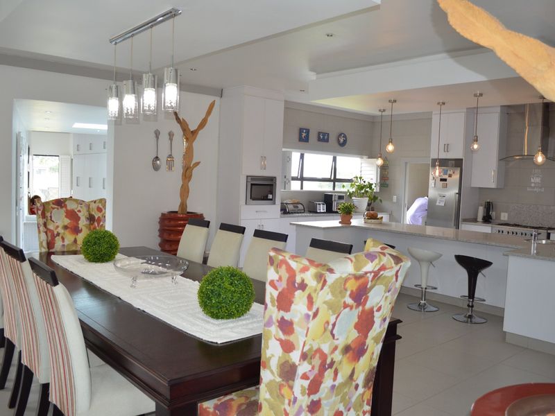 Immaculate 3 Bedroom Residence in a Prestigious Eco Estate – Wilkoppies - Photo 5