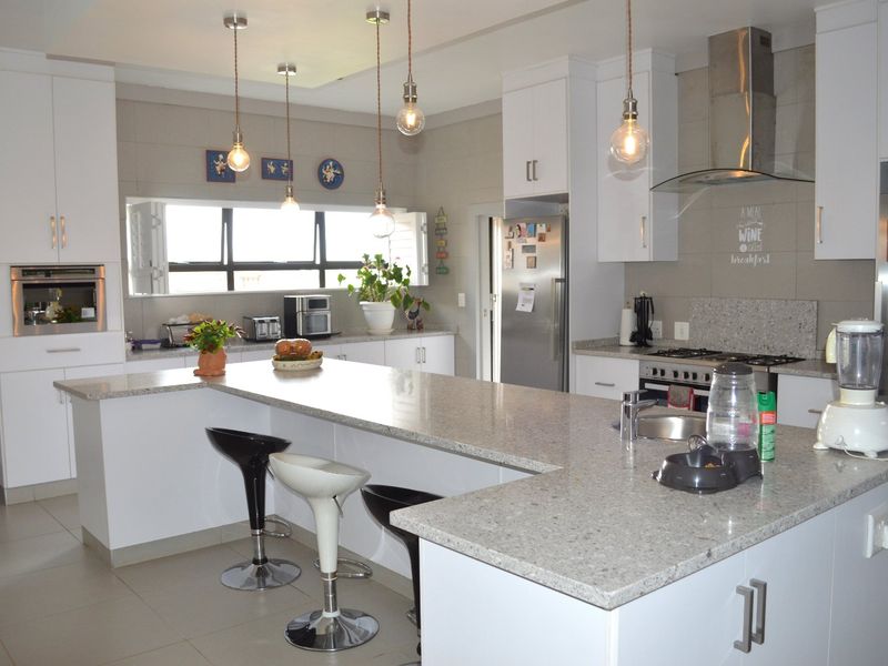 Immaculate 3 Bedroom Residence in a Prestigious Eco Estate – Wilkoppies - Photo 10