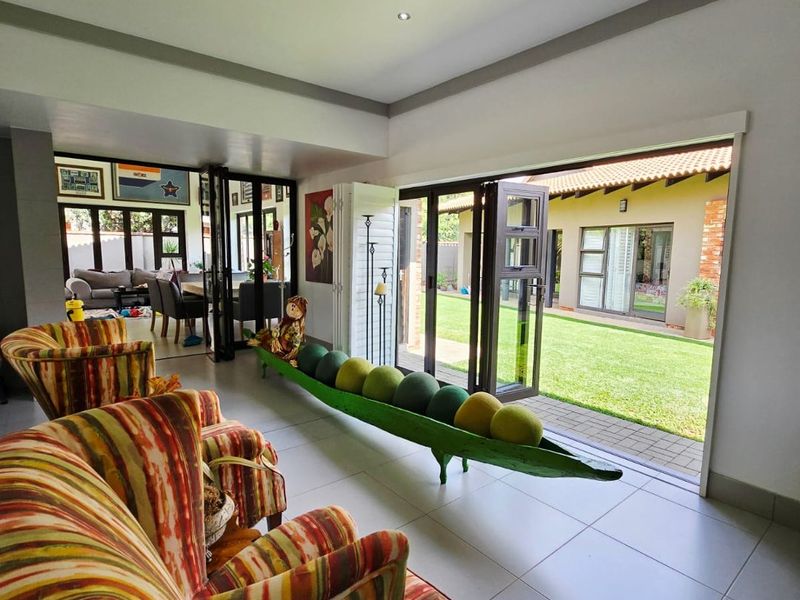 Immaculate 3 Bedroom Residence in a Prestigious Eco Estate – Wilkoppies - Photo 7