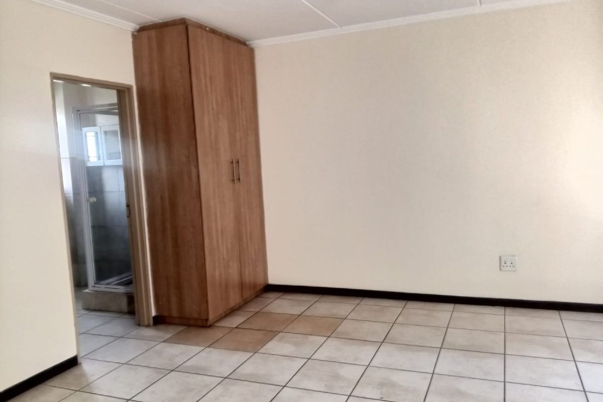 1 Bed Apartment in Kosmosdal for Sale - Photo 4