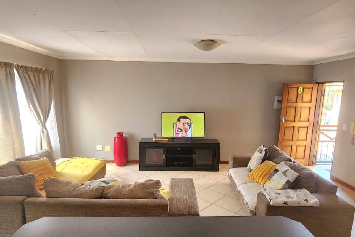 2 Bedroom Apartment in Brits - Photo 5