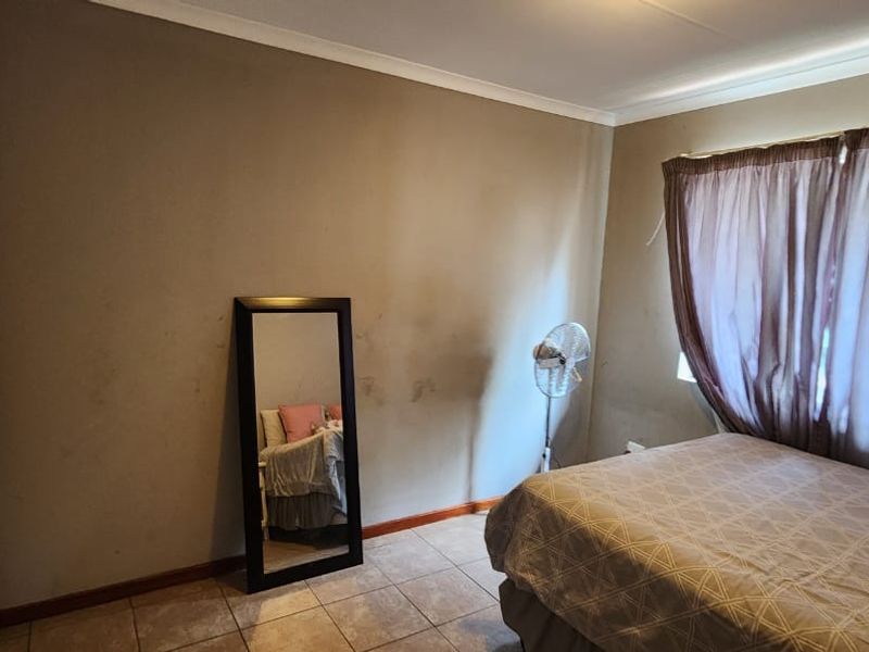 2 Bedroom Apartment in Brits - Photo 7