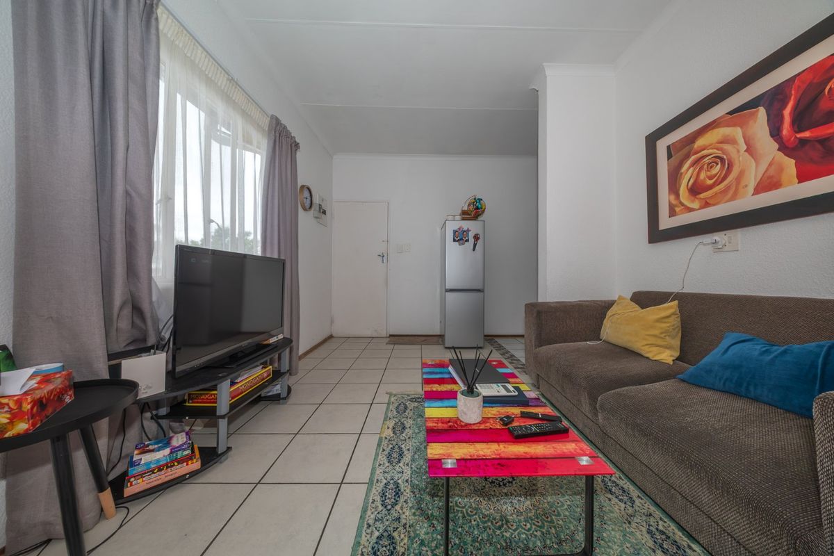 Lock Up and Go or Perfect Investement Opportunity! - Photo 4