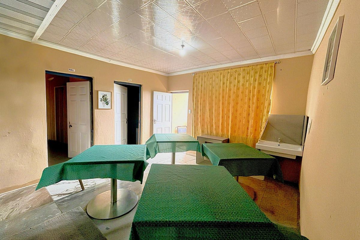 NEW Female 2-Sharing Student Accommodation | 5 Rooms Available | Plumstead Crescent – Near UKZN Westville - Photo 3