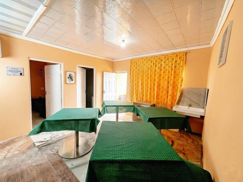 NEW Female 2-Sharing Student Accommodation | 5 Rooms Available | Plumstead Crescent – Near UKZN Westville - Photo 4