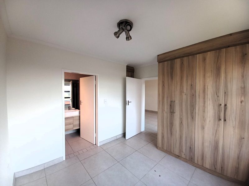 Live in blooming comfort at Cherry Blossom Apartments — a serene lifestyle in Golden Fields Estate. - Photo 5