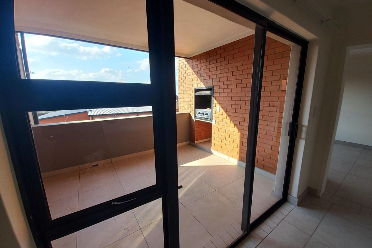 Live in blooming comfort at Cherry Blossom Apartments — a serene lifestyle in Golden Fields Estate. - Photo 3