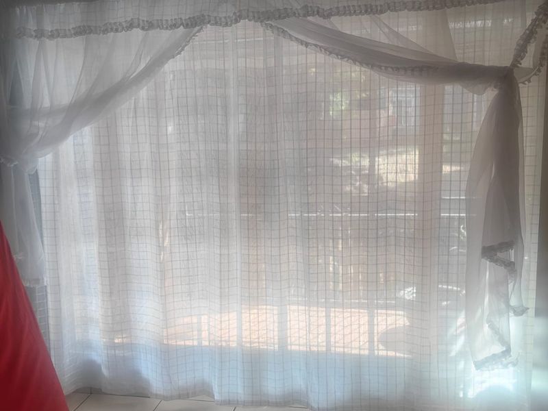 3 bedroom 2 bathroom groundfloor apartment in Castle View,Germiston available for sale - Photo 5