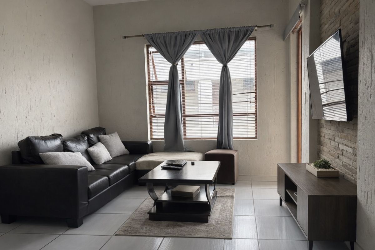 2 BEDROOM AND 1 BATHROOM Avaliable for sale Call us now!! - Photo 2