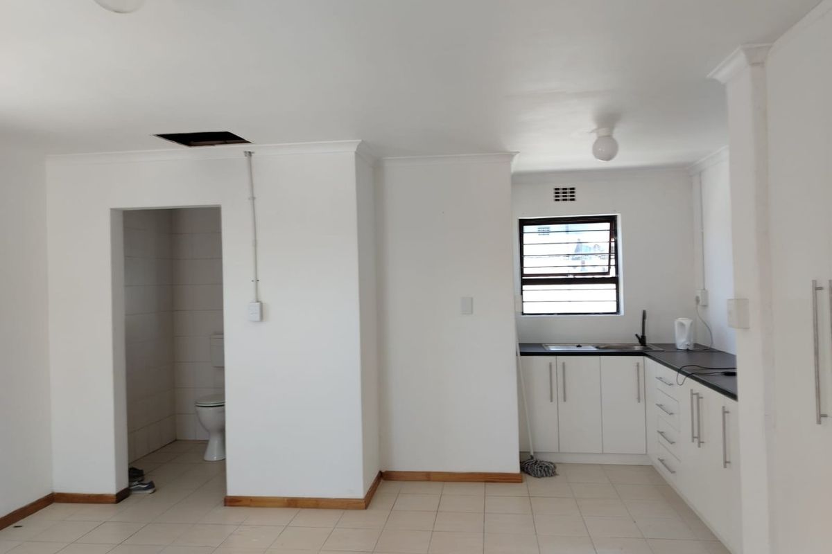 SEPARATE BACHELOR UNIT - 2ND AVENUE GRASSY PARK - (WATTSAPP MESSAGES ONLY PLS) - Photo 3