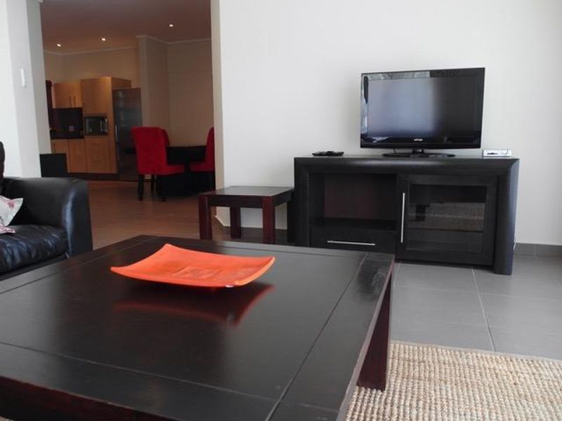 FURNISHED 2 BED UNIT NEAR BENMORE SHOPPING CENTRE - Photo 9