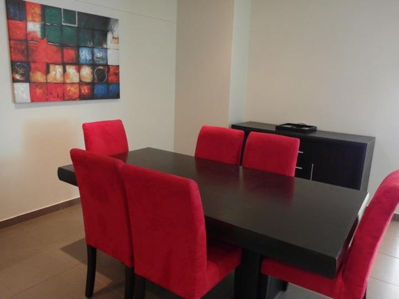 FURNISHED 2 BED UNIT NEAR BENMORE SHOPPING CENTRE - Photo 4