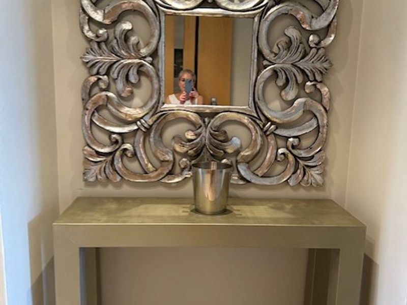 FURNISHED 2 BED UNIT WITH 24HR CONCIERGE SERVICE - Photo 6