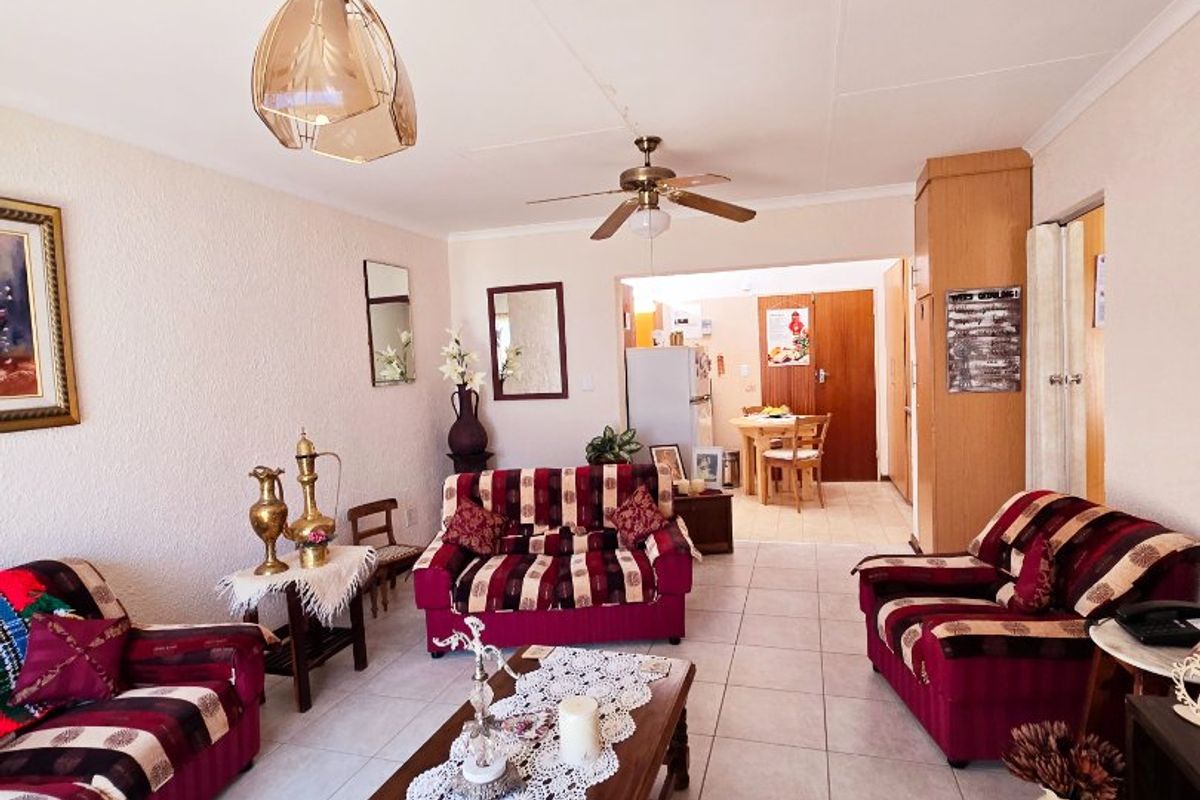 1 Bed Apartment in Oudorp for Sale - Photo 2