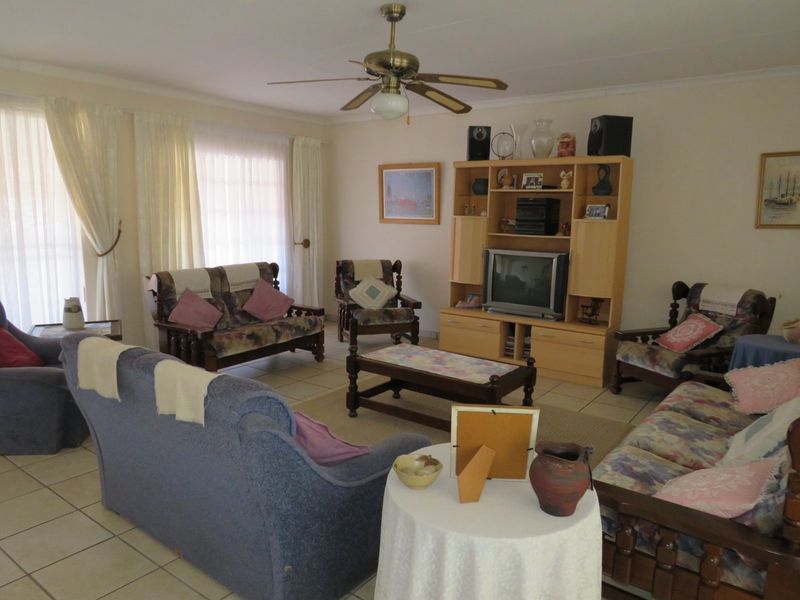 3 Bed House in Vaal Park, Orkney for Sale - Photo 4