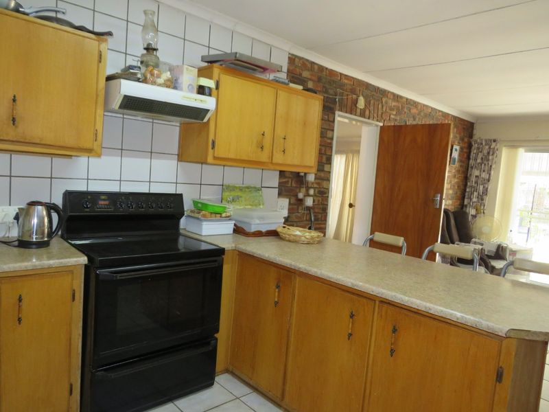 3 Bed House in Vaal Park, Orkney for Sale - Photo 9