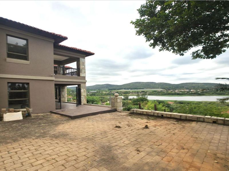 3 Bedroom House for Sale in Ifafi - Photo 8