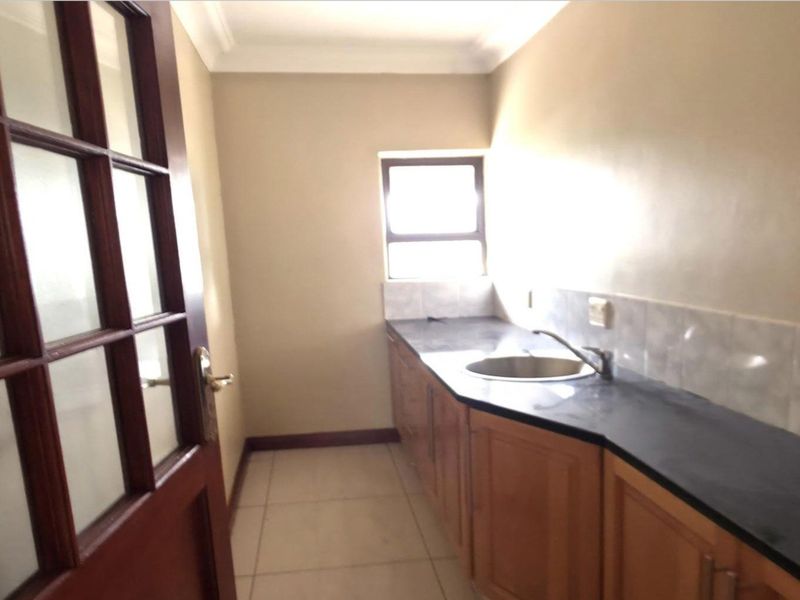3 Bedroom House for Sale in Ifafi - Photo 7