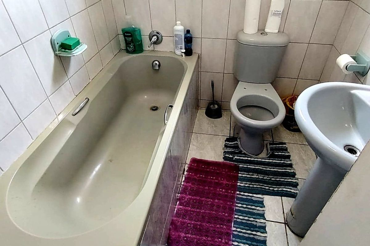 3 Bedroom House in Haven Hills  - Photo 5