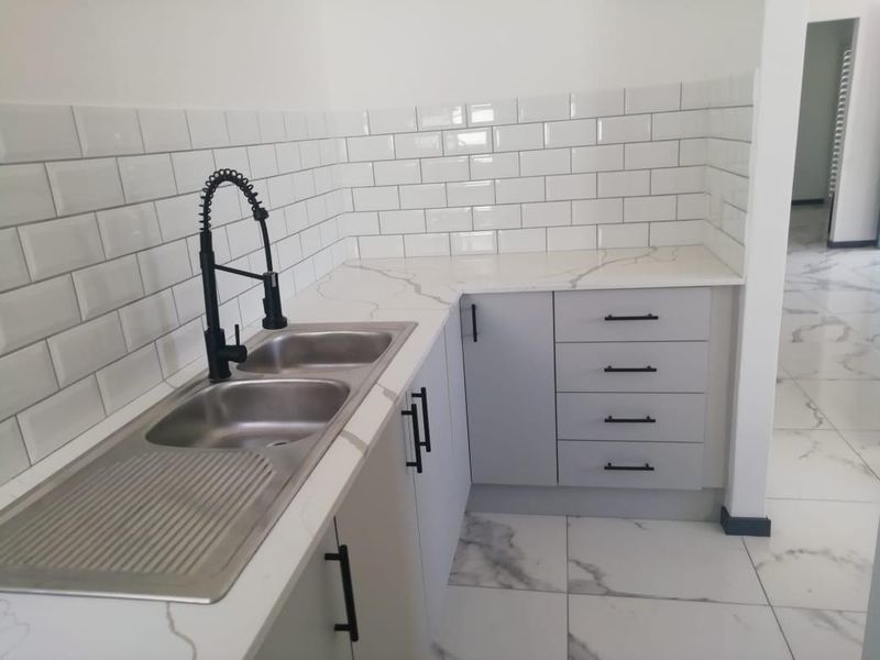 Exclusive Plot & Plan Opportunity – Modern Single-Storey Living - Photo 9