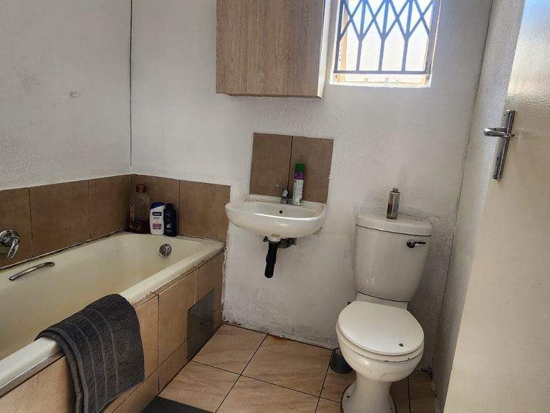 Cost friendly 2 bedroom home 4 sale in Sky City - Photo 7