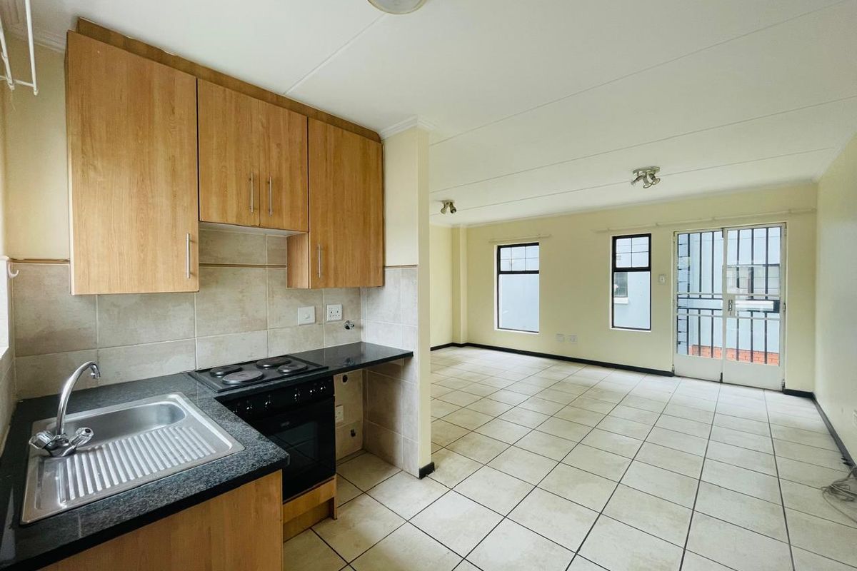 Affordable Ground Floor Bachelor Apartment in Summer Place – All Costs Included - Photo 3