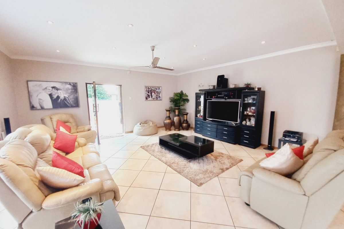 Gorgeous and Spacious Family Home Offering Exceptional Comfort, Versatility, and Endless Possibilities - Photo 4