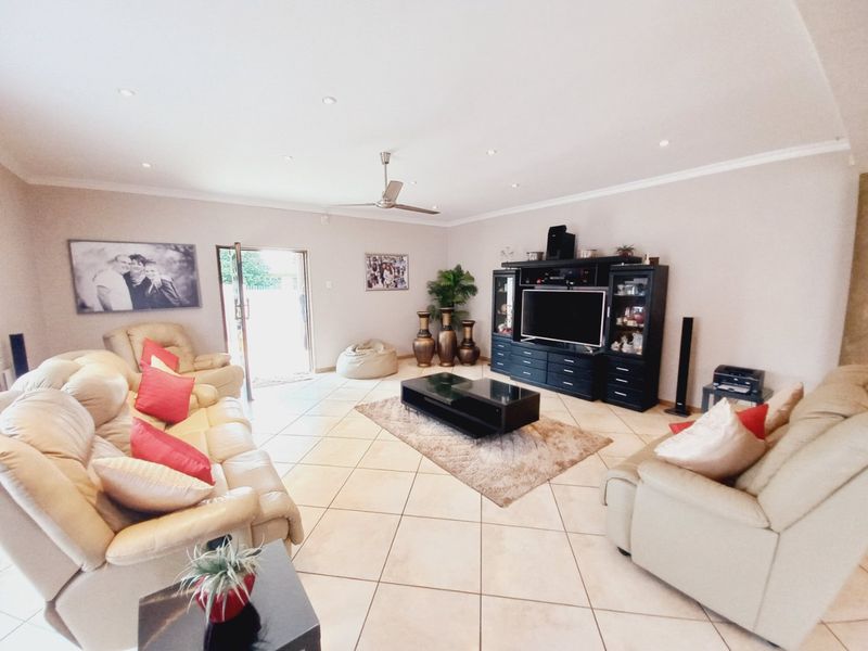 Gorgeous and Spacious Family Home Offering Exceptional Comfort, Versatility, and Endless Possibilities - Photo 4