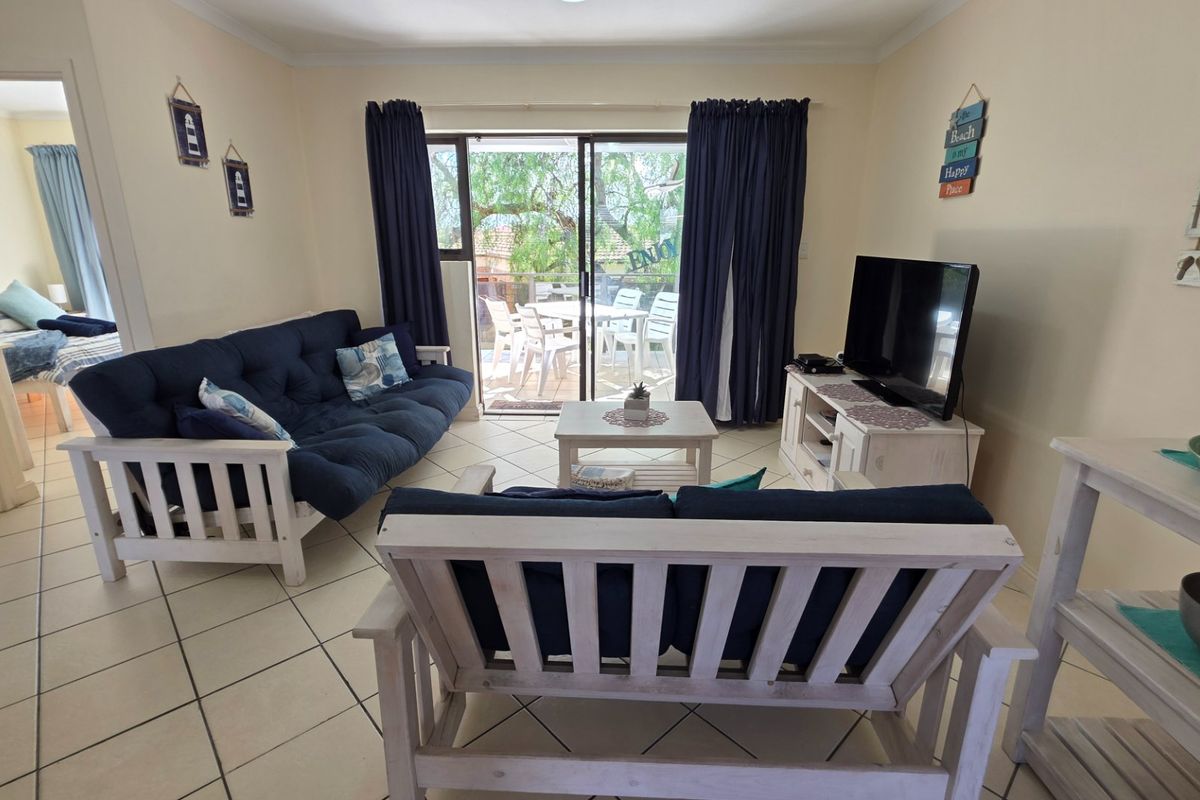 Beautiful Apartment... Furnished...  Close to Hartenbos Beach !!! - Photo 5