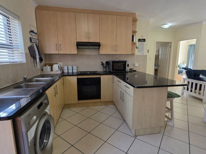 Beautiful Apartment... Furnished...  Close to Hartenbos Beach !!! - Photo 3