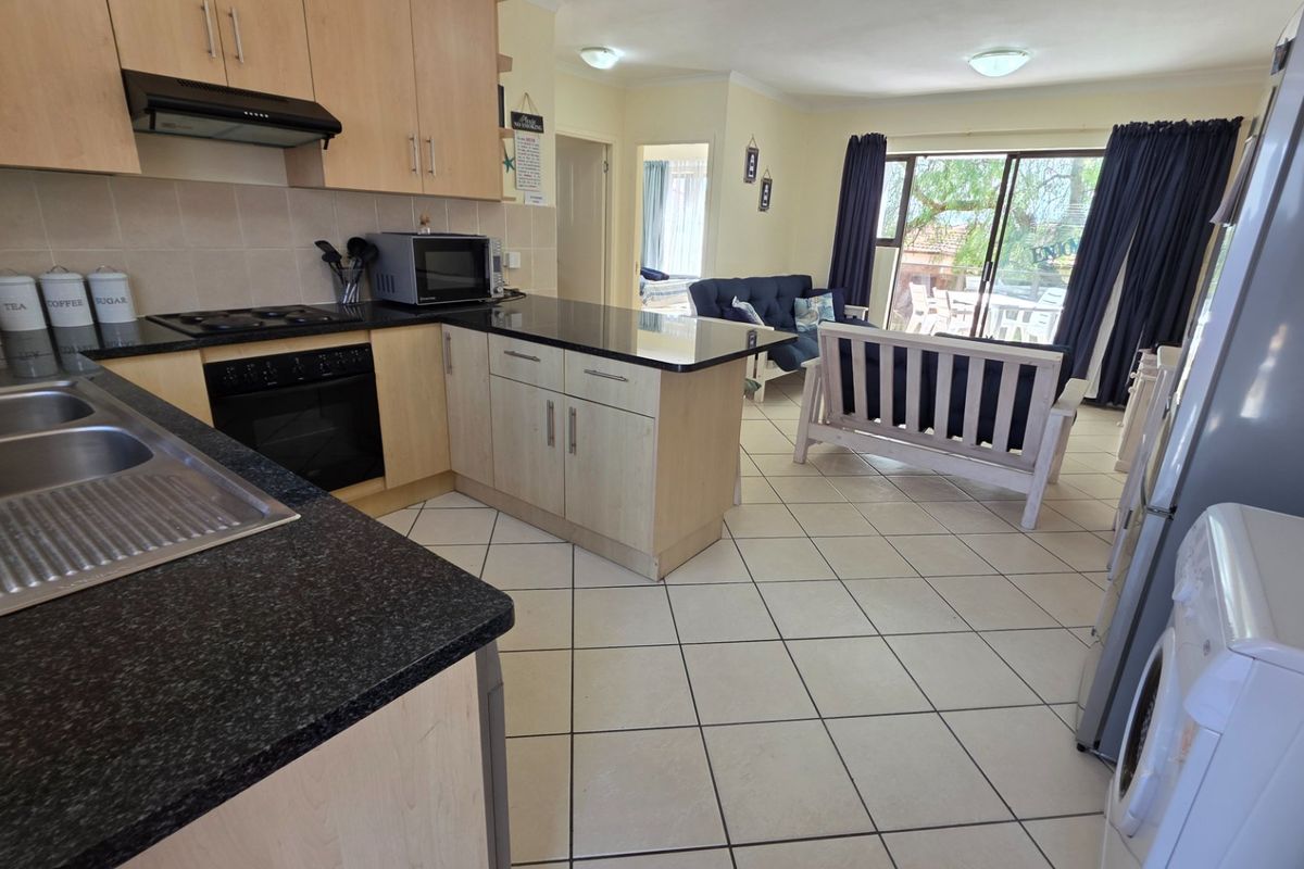 Beautiful Apartment... Furnished...  Close to Hartenbos Beach !!! - Photo 2