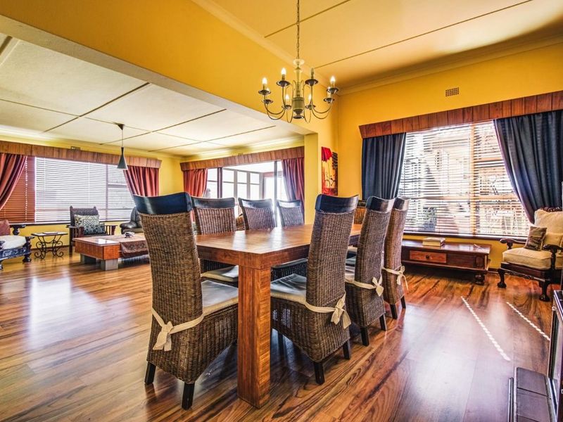 The Perfect 5 Bedroom Family Home - Designed for Every Need - Photo 5