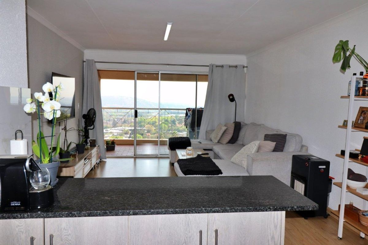 2 Bedroom, 2 Bathroom Modern Unit in Primrose Hill - Photo 3