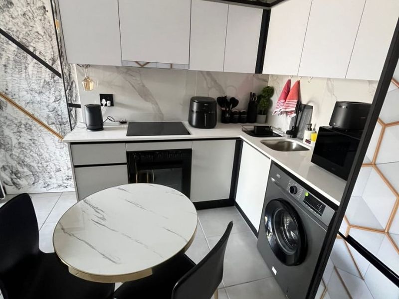 Fully Furnished 1 Bedroom Apartment to rent in Munyaka, Waterfall City  - Photo 3