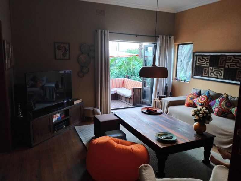 Spacious Family Home with Income Potential in Kensington – For Sale - Photo 10