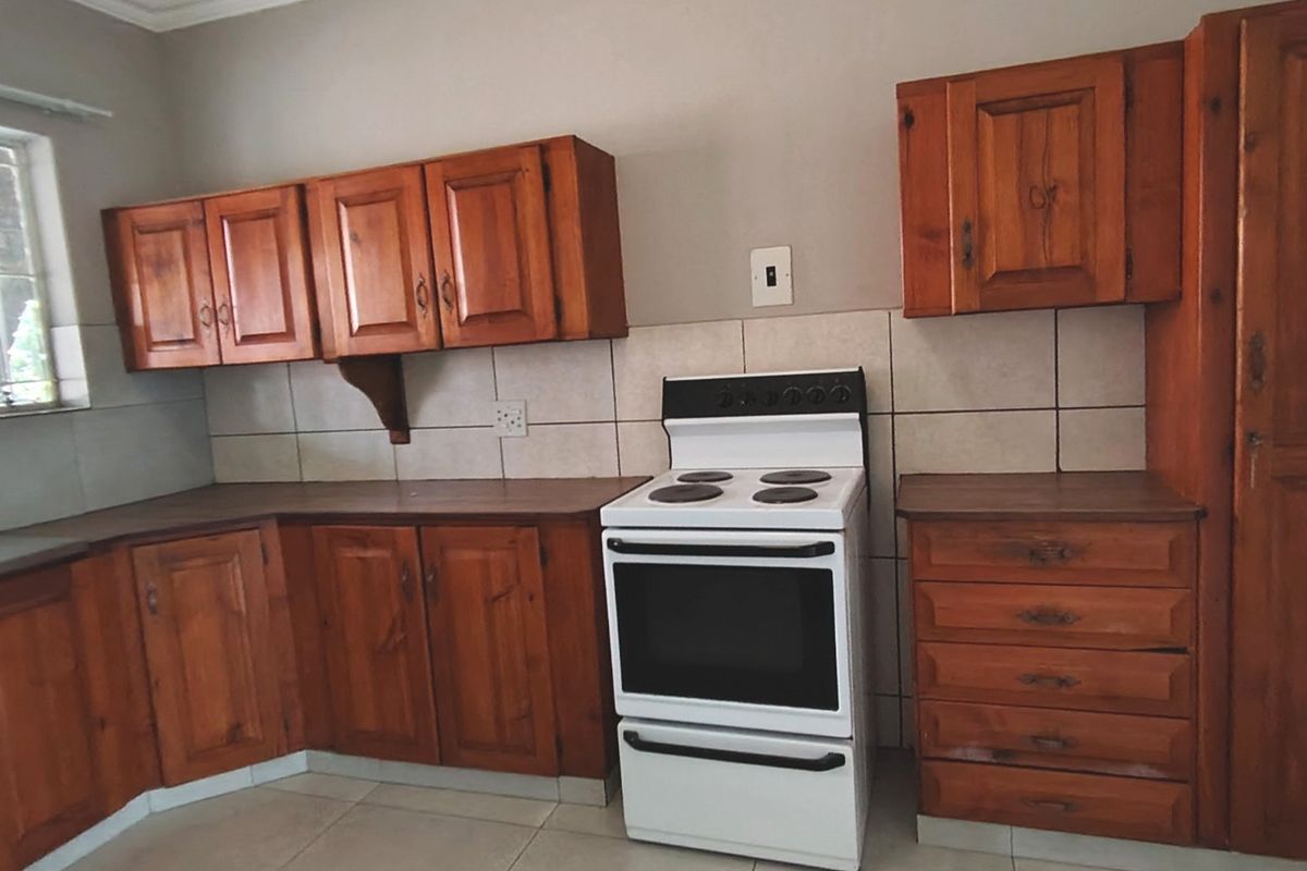 Stunning ground floor Apartment with Garage. - Photo 5