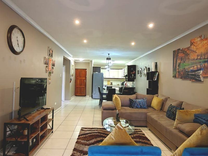 2 Bedrooms, 2 Bathroom Apartment For Sale In Malvern, Queensburgh - Photo 8