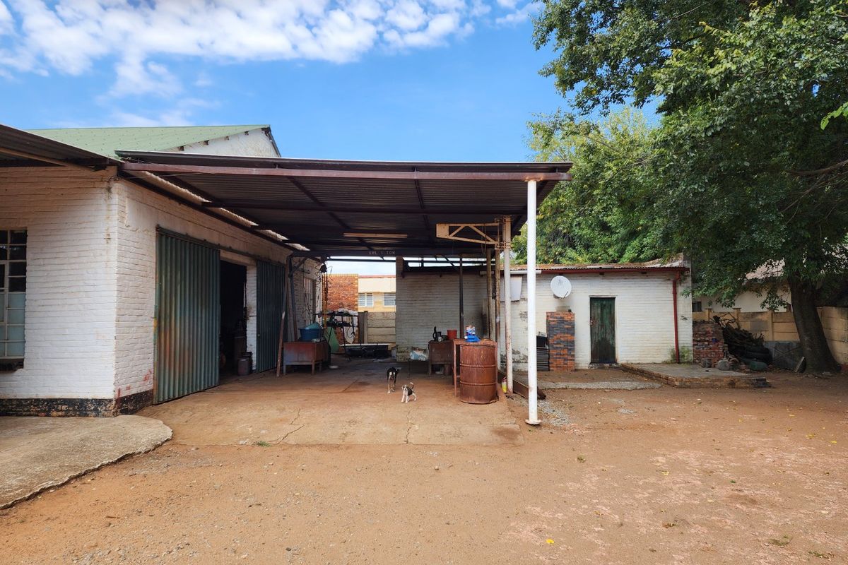 INDUSTRIAL PROPERTY FOR SALE IN STILFONTEIN EXT 3 - Photo 5