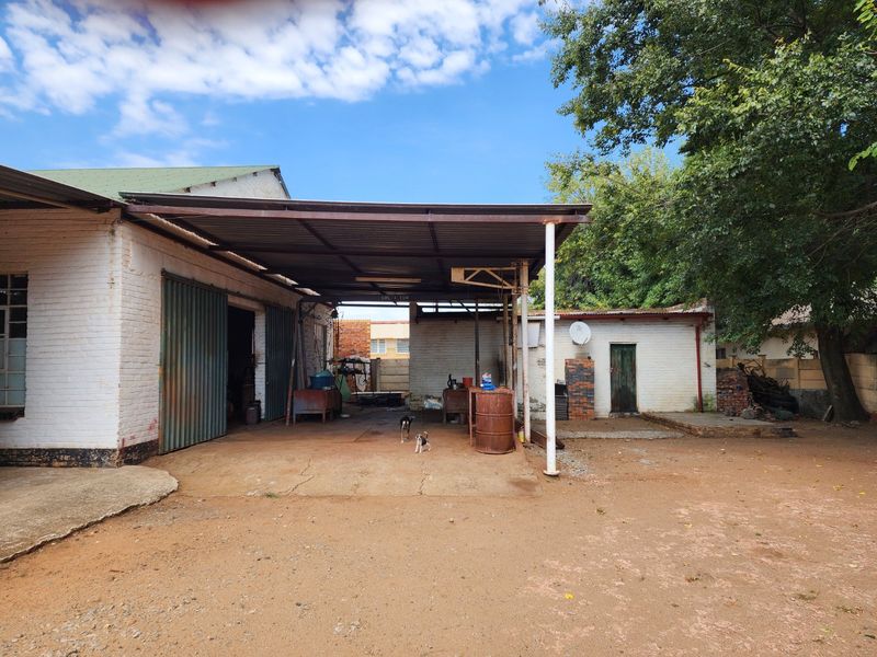 INDUSTRIAL PROPERTY FOR SALE IN STILFONTEIN EXT 3 - Photo 5