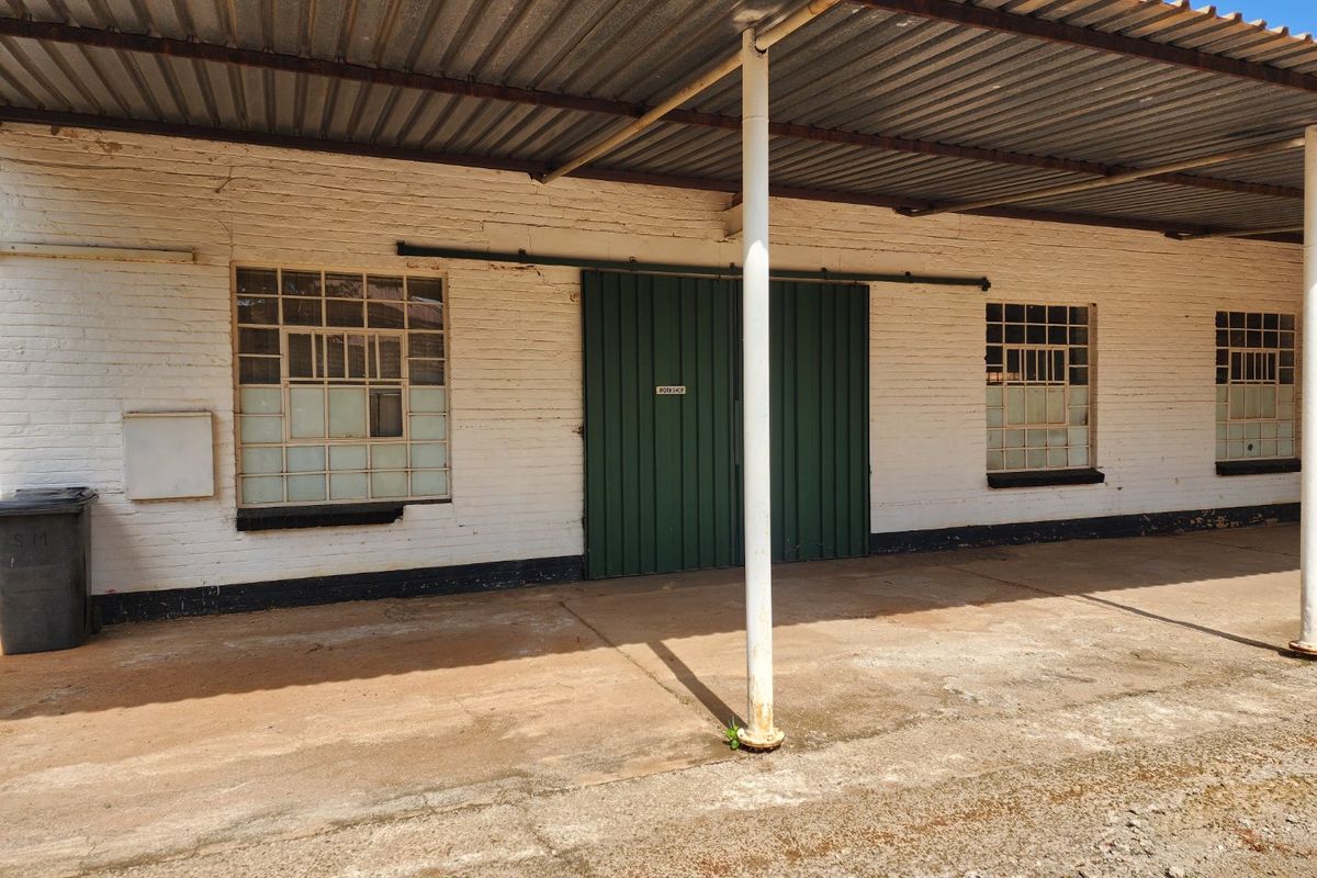 INDUSTRIAL PROPERTY FOR SALE IN STILFONTEIN EXT 3 - Photo 3